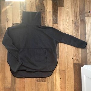 The North Face Pull-Over